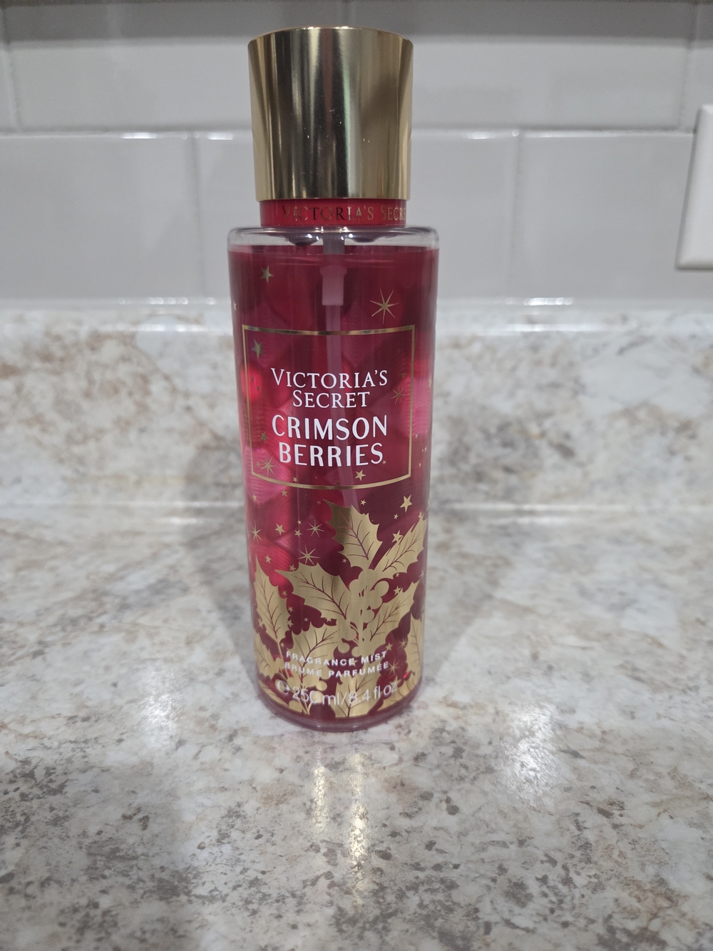 Victoria's Secret Crimson Berries Fragrance Mist